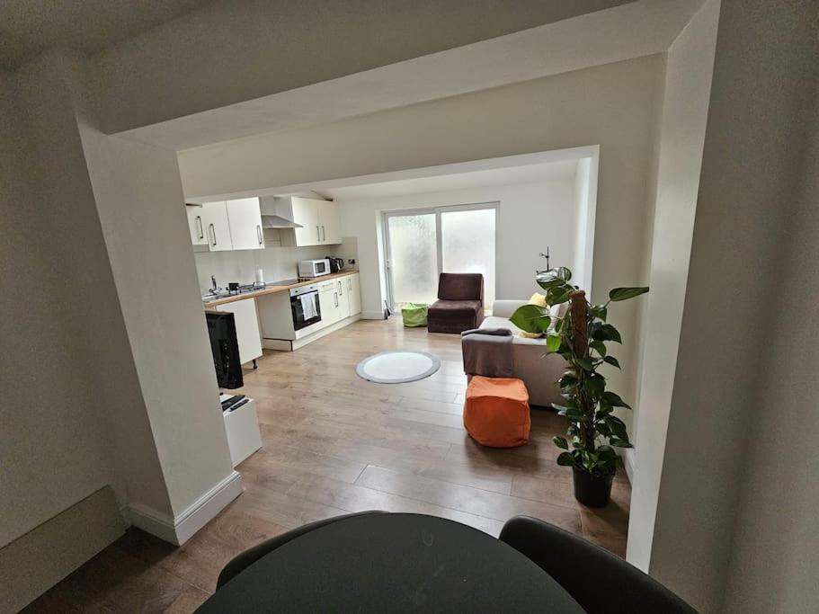Beautiful Garden Flat Near Central Лондон Екстер'єр фото